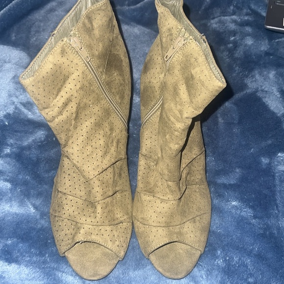 Green wedge new - Picture 3 of 4